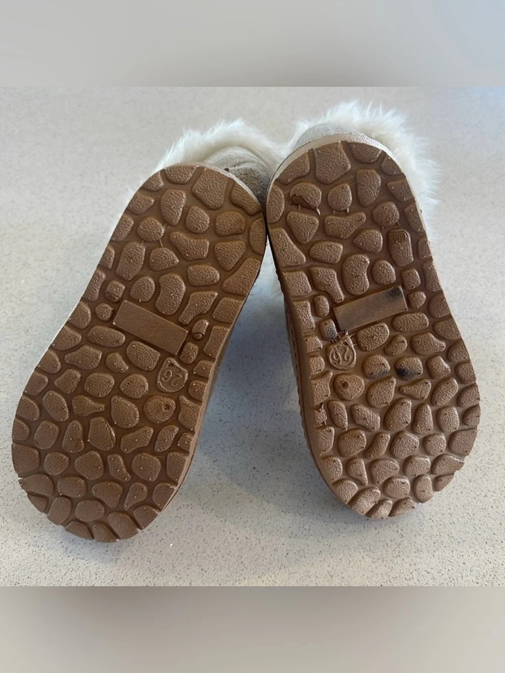 China Buttons City Toddler Girls Boots, Tan, Fleece Lined Size 26M